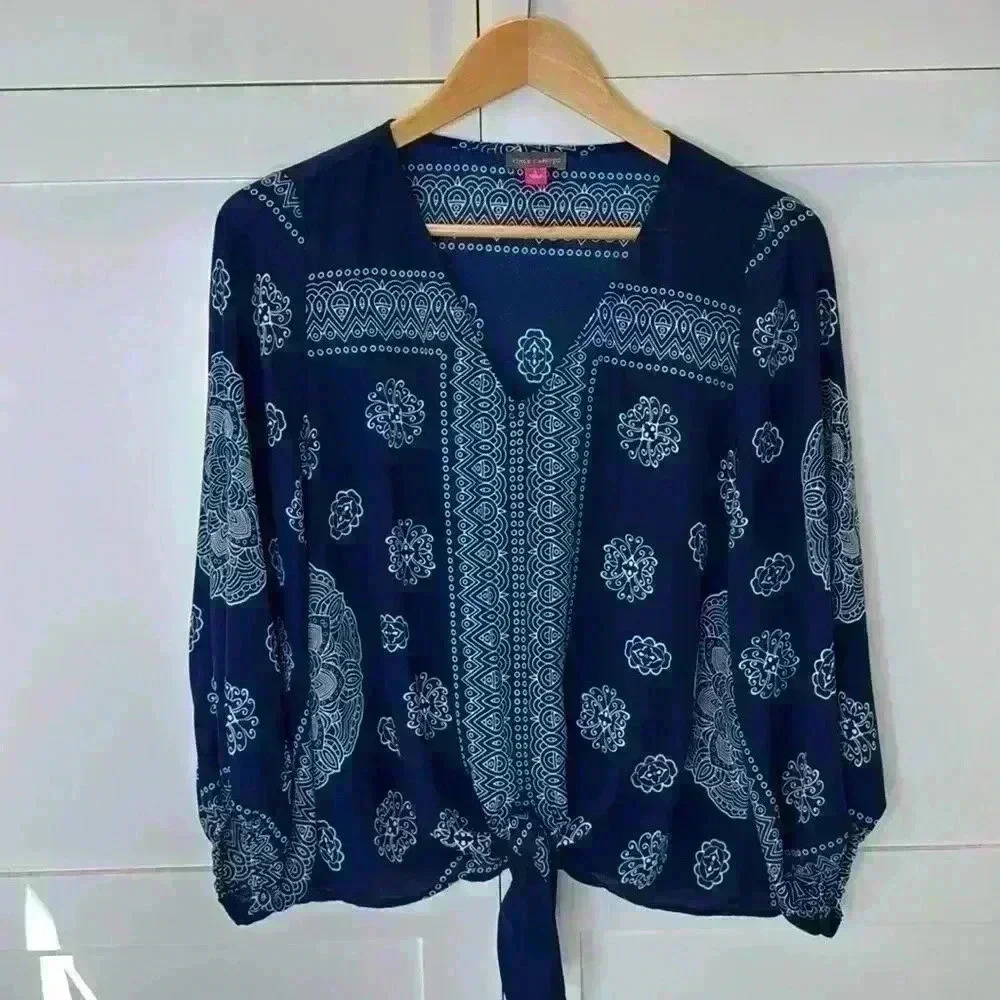 Vince Cumato Boho style Navy Blue with Tie in front size Small 3/4 sleeve